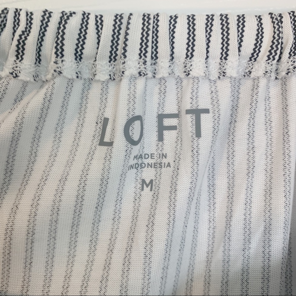 Loft off the shoulder top - Picture 3 of 5